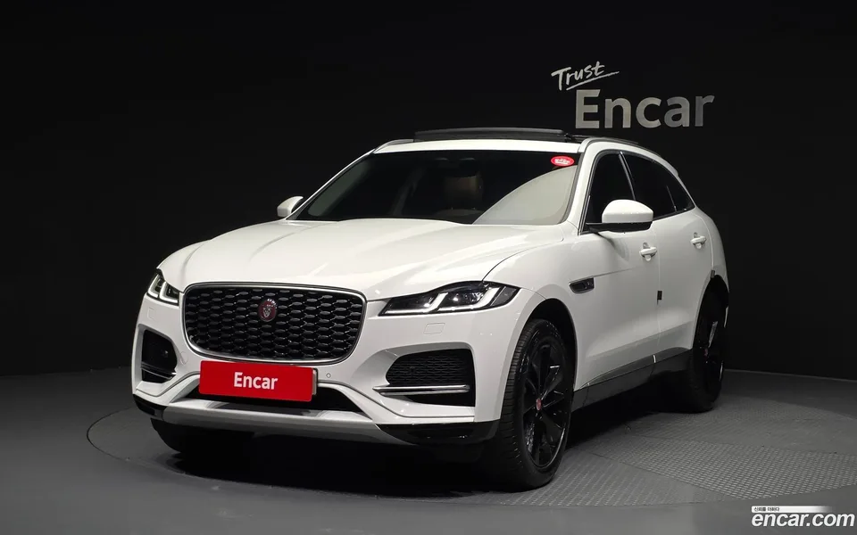 Jaguar F-Pace P 250 SE 2023 — фото 1, купить с доставкой в Москву