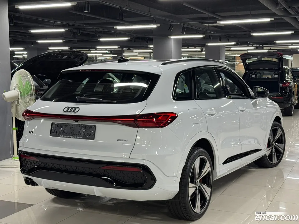 Audi Q5 (80A) 40 TDI S Line 2025 — миниатюра 3
