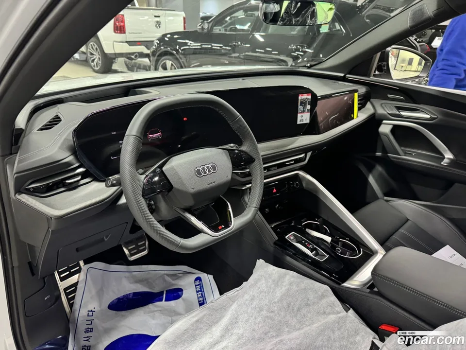 Audi Q5 (80A) 40 TDI S Line 2025 — миниатюра 4
