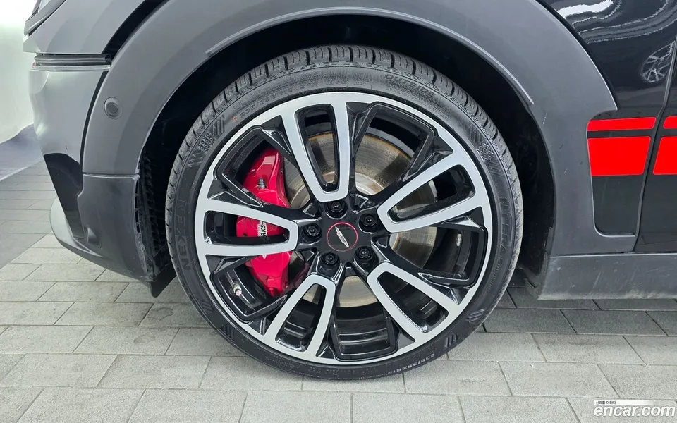 MINI Cooper S Clubman JCW 2023 — thumbnail 5