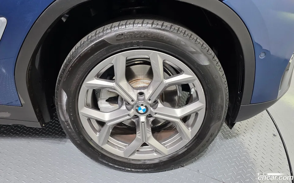 BMW X4 xDrive20i xLine 2022 — миниатюра 2