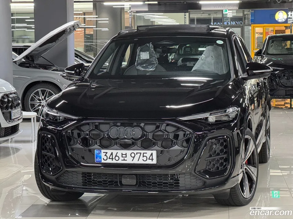 Audi Q5 (80A) 40 TDI S Line 2025 — фото 1, купить с доставкой в Москву