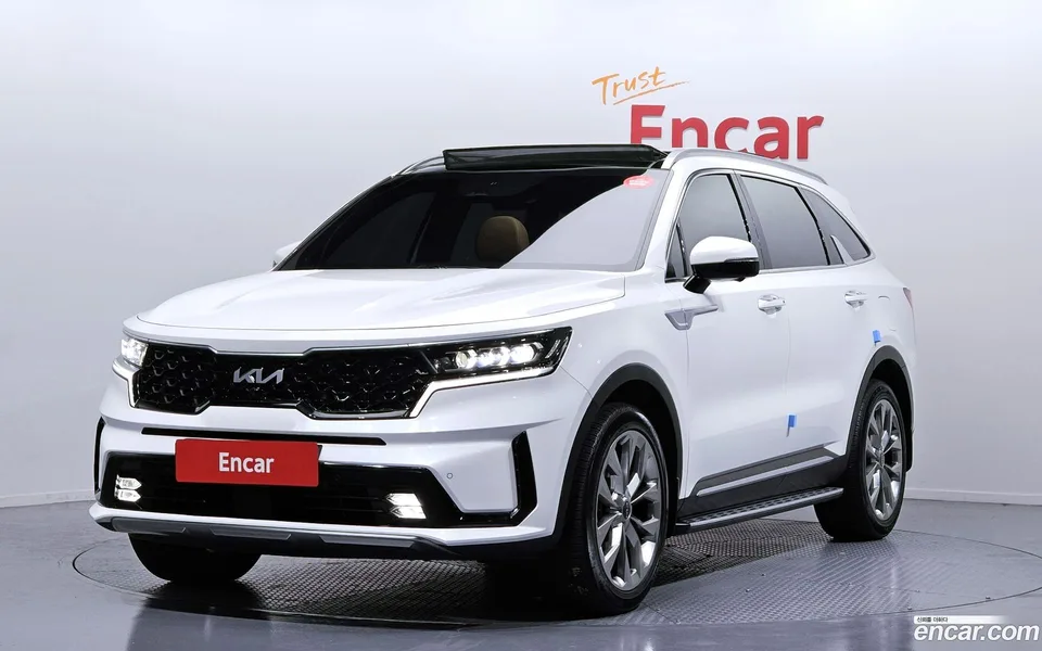 Kia Sorento 2.5T 2WD 2023 — фото 1, купить с доставкой в Москву