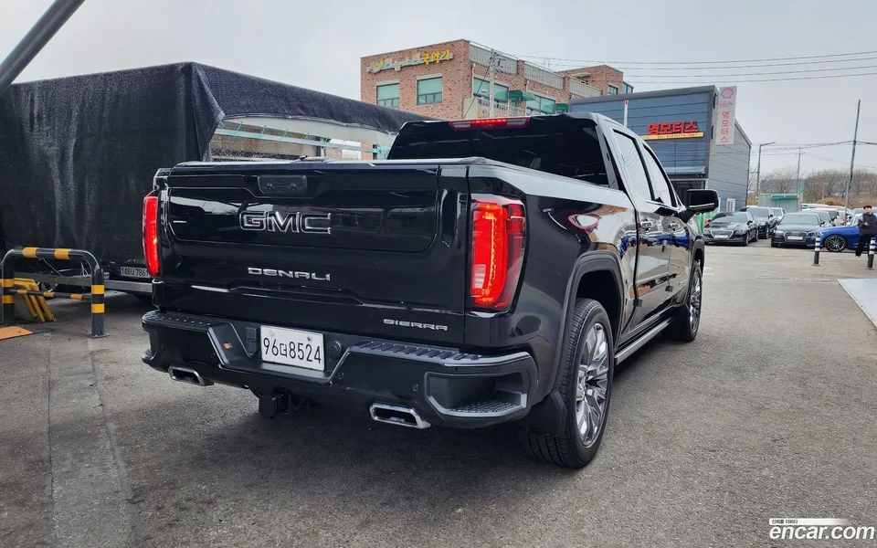 GMC Sierra -X 2023 — миниатюра 4
