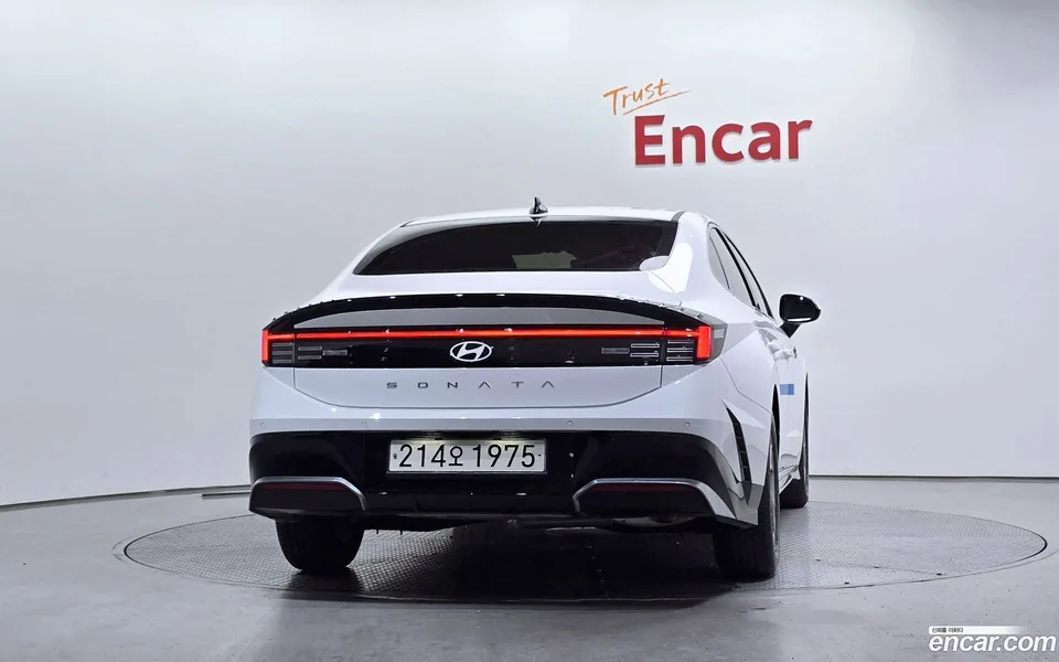 Hyundai Sonata The Edge 2.0 LPG() 2025 — thumbnail 4