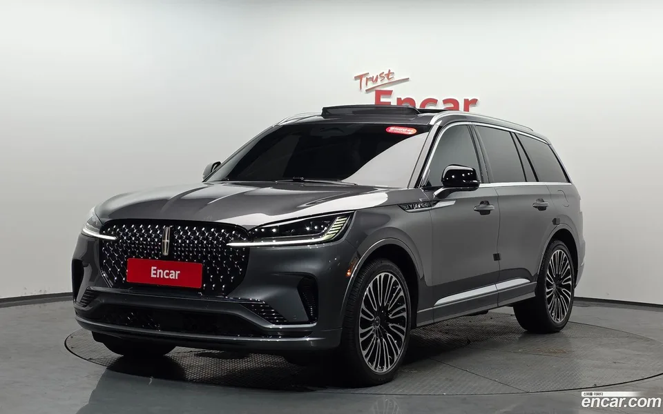 Lincoln Aviator 3.0 AWD 2025 — фото 1, купить с доставкой в Москву