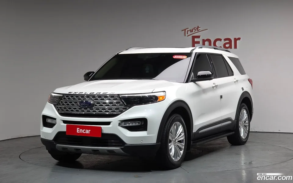 Ford Explorer 2.3 4WD 2023 — фото 1, купить с доставкой в Москву