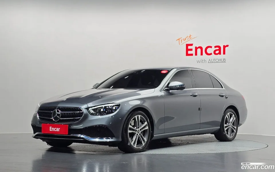 Mercedes-Benz E-Class E350 4MATIC 2022 — фото 1, купить с доставкой в Москву