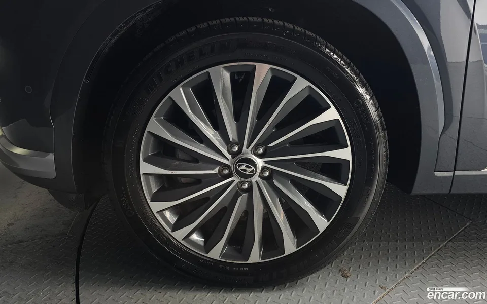Hyundai Palisade 2.2 2WD 2023 — миниатюра 2