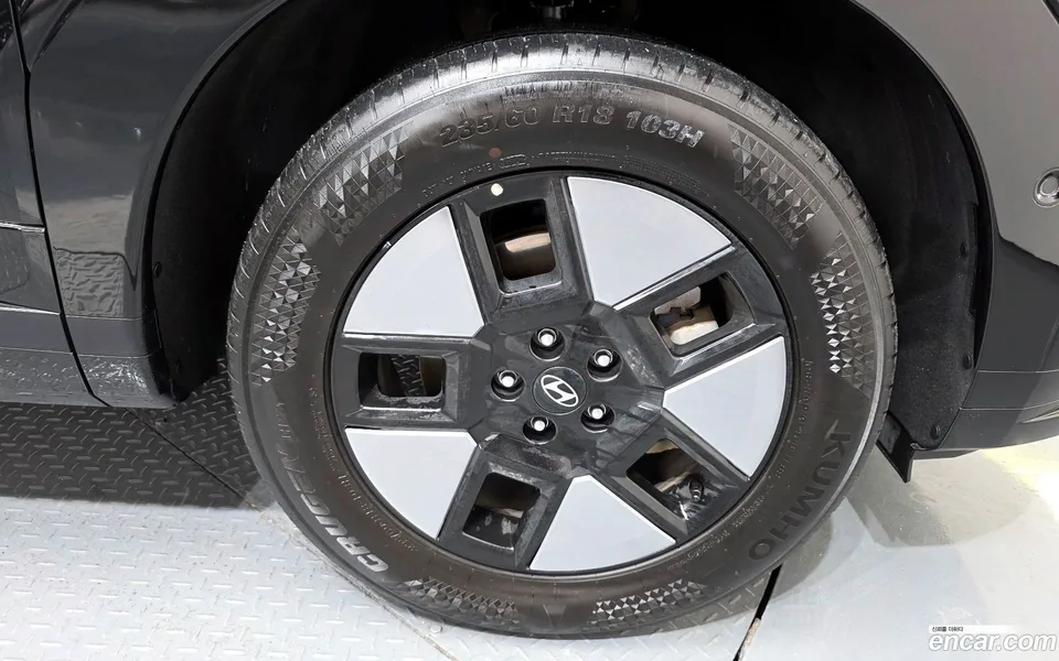 Hyundai SantaFe HEV 1.6 2WD 2024 — миниатюра 2