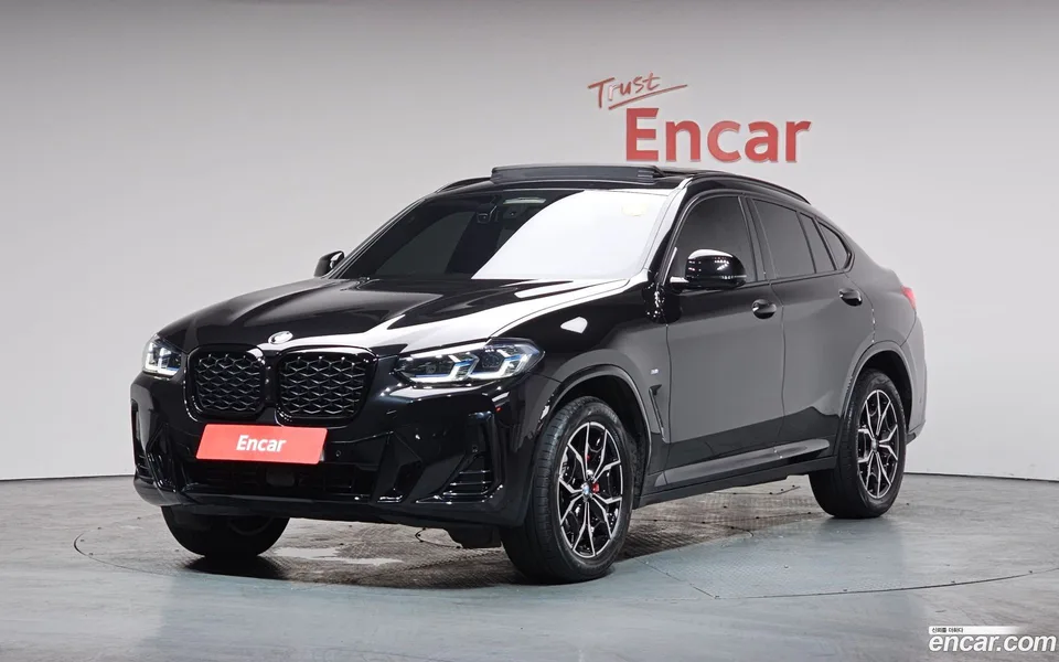 BMW X4 xDrive20i M 2024 — фото 1, купить с доставкой в Москву