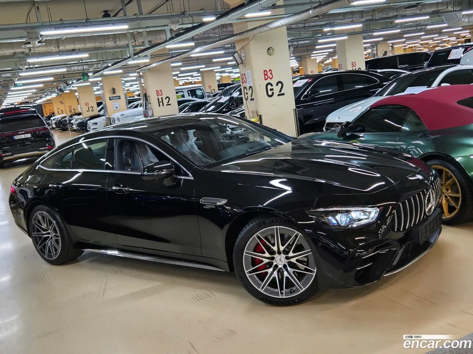 Mercedes-Benz AMG GT 4 43 4MATIC+ 2026 — фото 1, купить с доставкой в Москву
