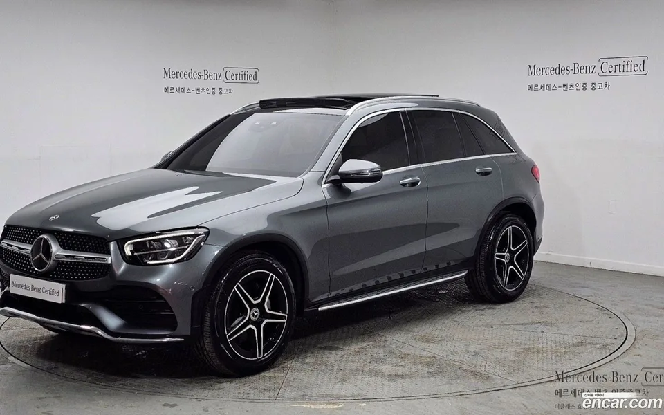 Mercedes-Benz GLC-Class GLC300 4MATIC 2022 — фото 1, купить с доставкой в Москву