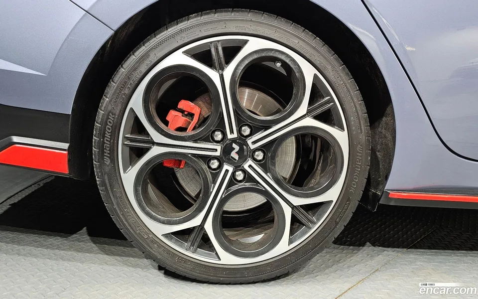 Hyundai Avante CN7 2.0 N 2024 — миниатюра 2