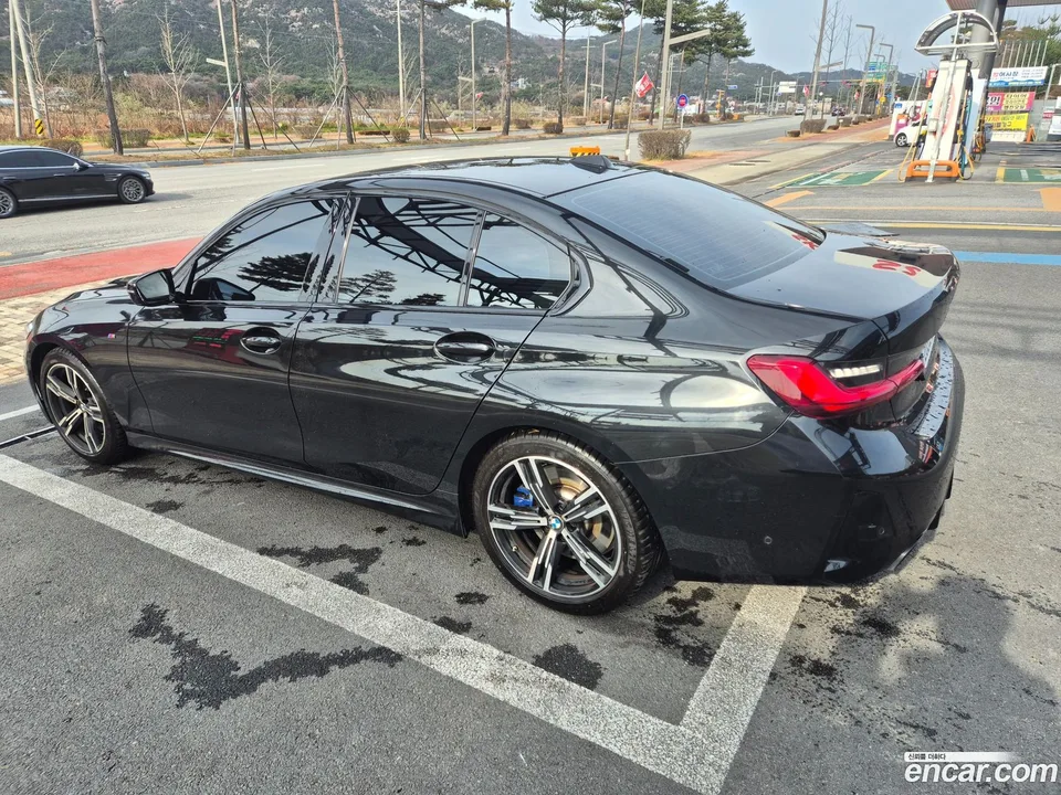 BMW 3 Series 320i M 2024 — миниатюра 2
