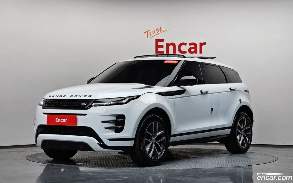 Land Rover Range Rover Evoque P250 SE 2025 — фото 1, купить с доставкой в Москву