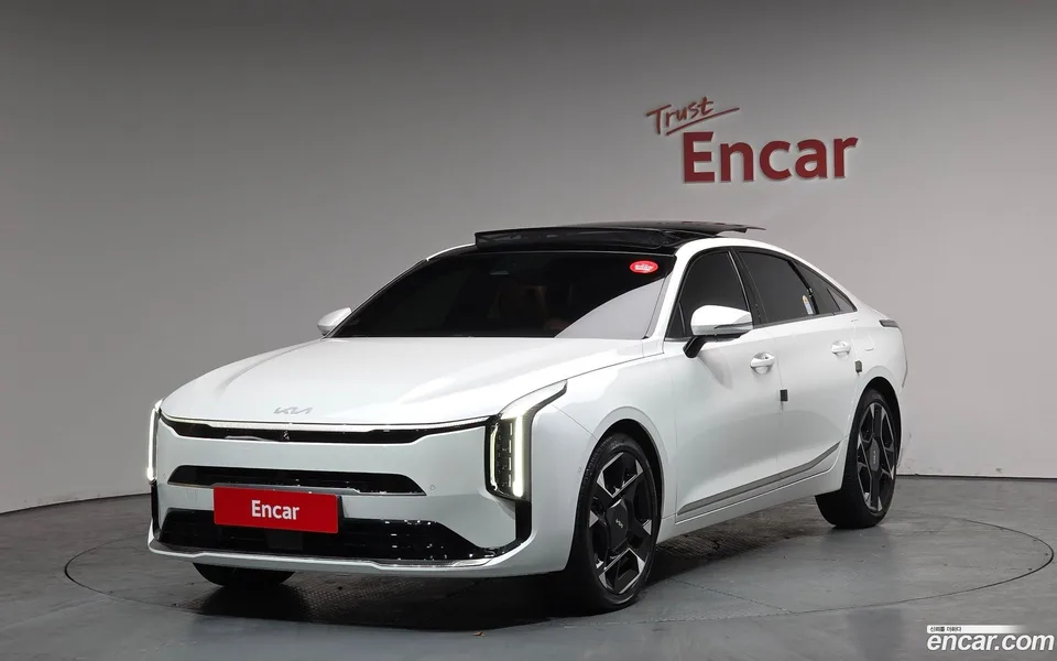 Kia K8 2.5 2WD 2024 — фото 1, купить с доставкой в Москву
