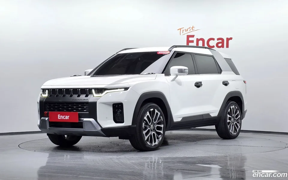 KG Mobility Torres 1.5 2WD 2023 — фото 1, купить с доставкой в Москву
