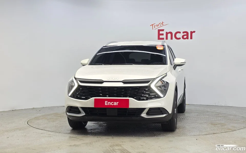 Kia Sportage 1.6 4WD 2023 — миниатюра 3
