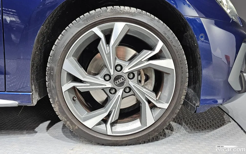 Audi A3 (8Y) 40 TFSI 2023 — миниатюра 2