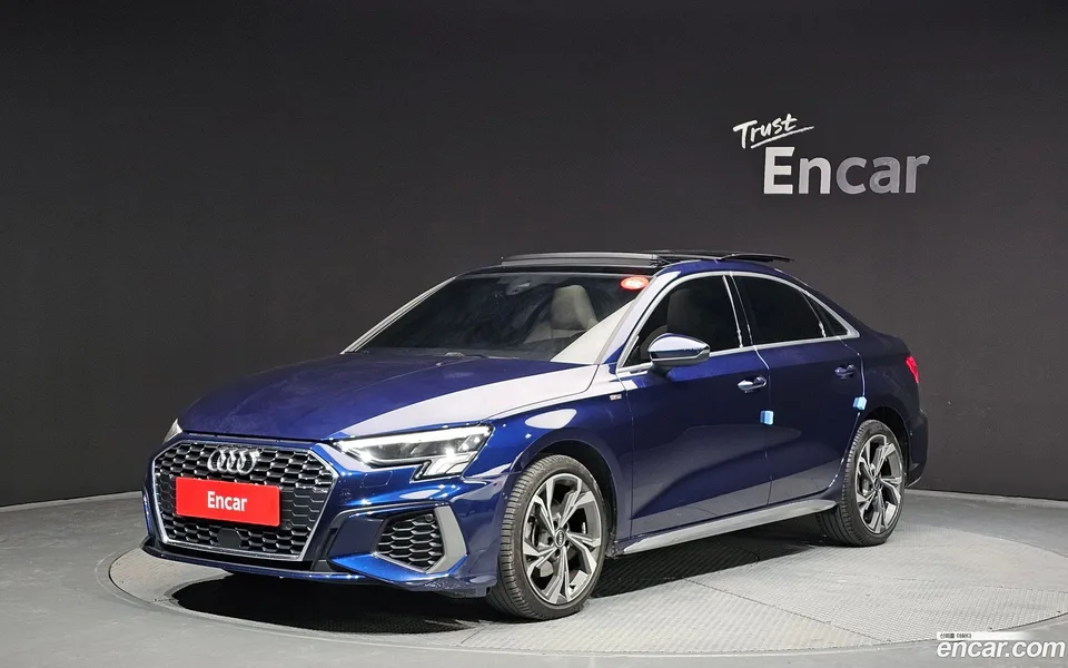 Audi A3 (8Y) 40 TFSI 2023 — фото 1, купить с доставкой в Москву
