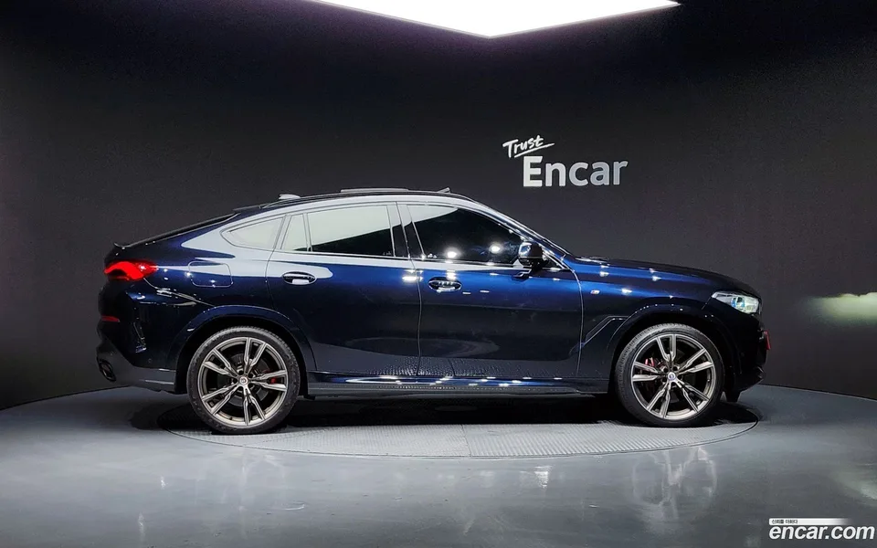 BMW X6 M50i 2023 — миниатюра 4