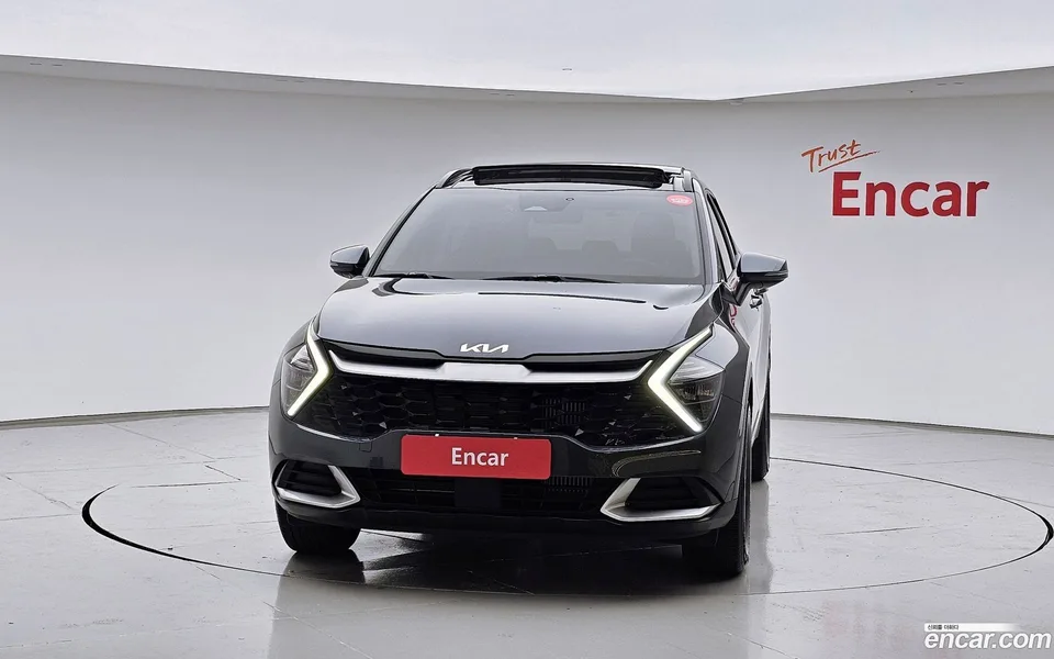 Kia Sportage 1.6 2WD 2023 — миниатюра 3