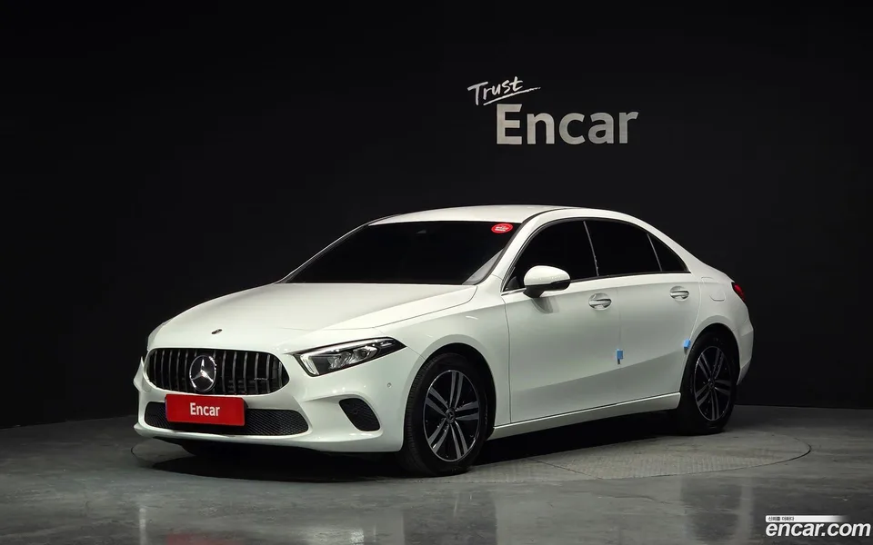 Mercedes-Benz A-Class A220 2022 — фото 1, купить с доставкой в Москву