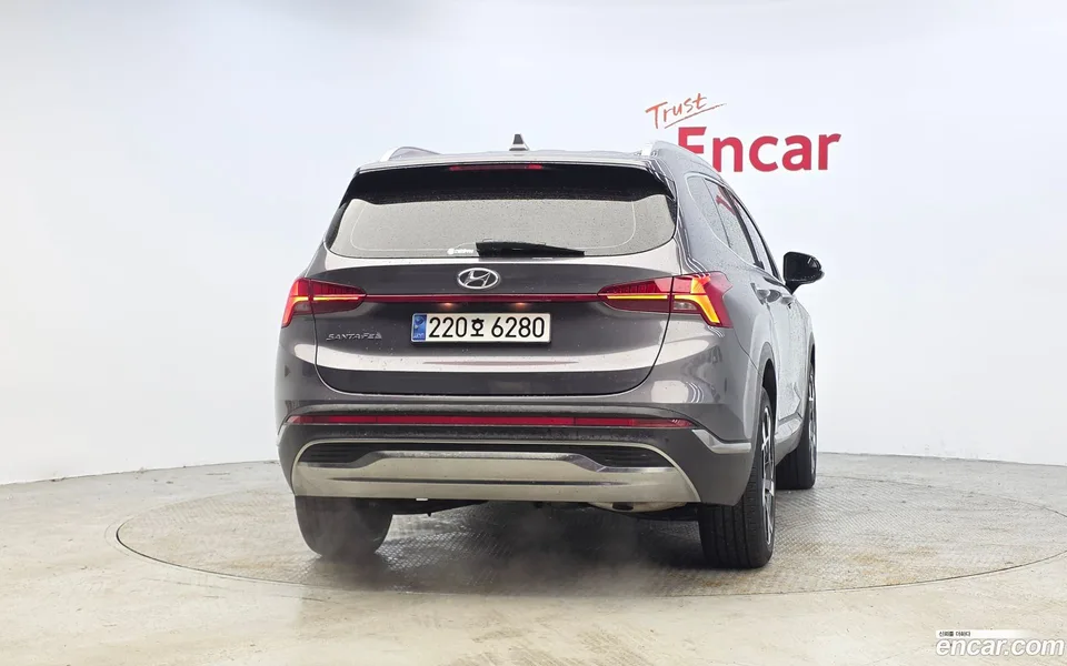 Hyundai SantaFe 2.5T 2WD 2023 — миниатюра 4