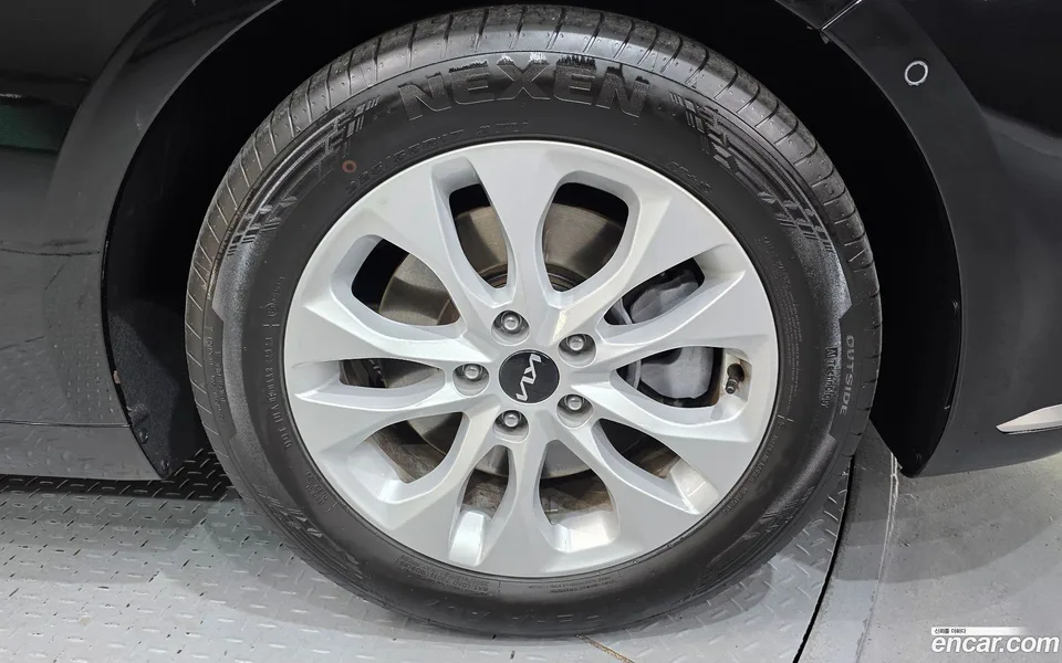 Kia K8 2.5 2WD 2023 — миниатюра 5