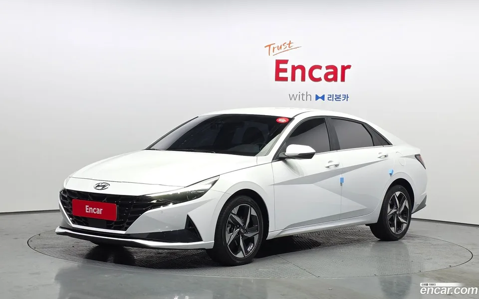 Hyundai Avante 1.6 2023 — фото 1, купить с доставкой в Москву