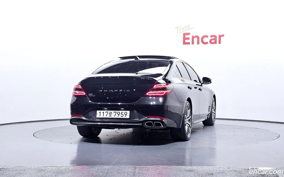 Genesis G70 2.0T 2WD 2022 — миниатюра 4