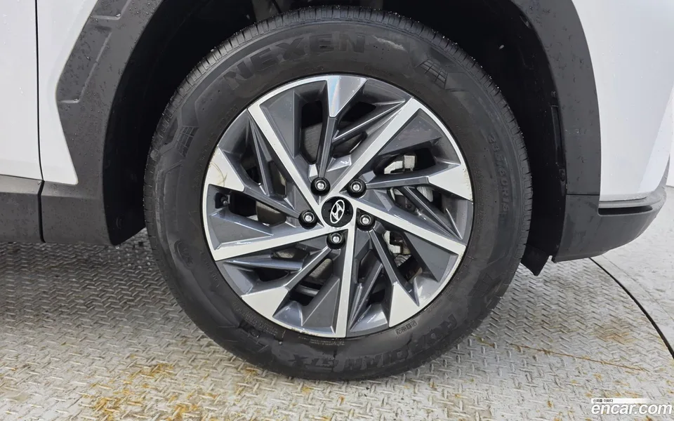 Hyundai Tucson 1.6 2WD 2022 — миниатюра 2