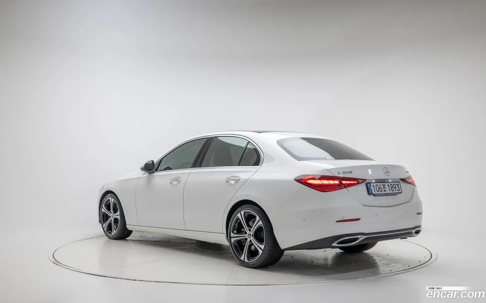 Mercedes-Benz C-Class C300 4MATIC 2024 — миниатюра 2