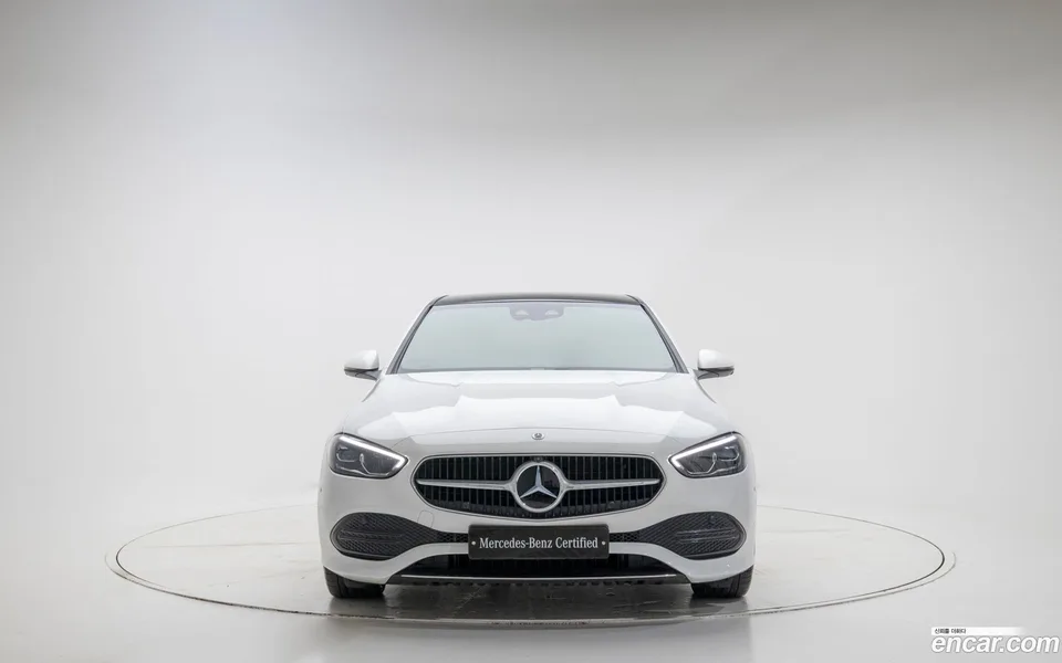 Mercedes-Benz C-Class C300 4MATIC 2024 — миниатюра 3