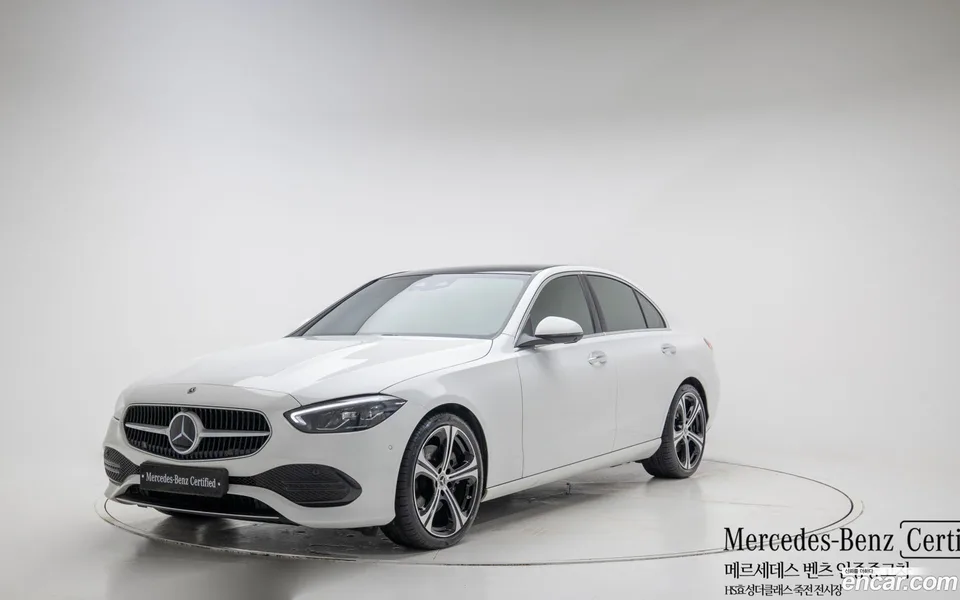 Mercedes-Benz C-Class C300 4MATIC 2024 — фото 1, купить с доставкой в Москву