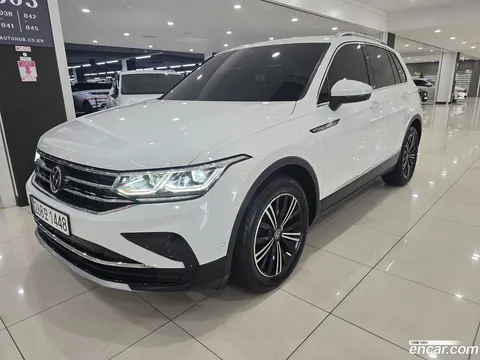 Volkswagen Tiguan 2023 buy in Moscow