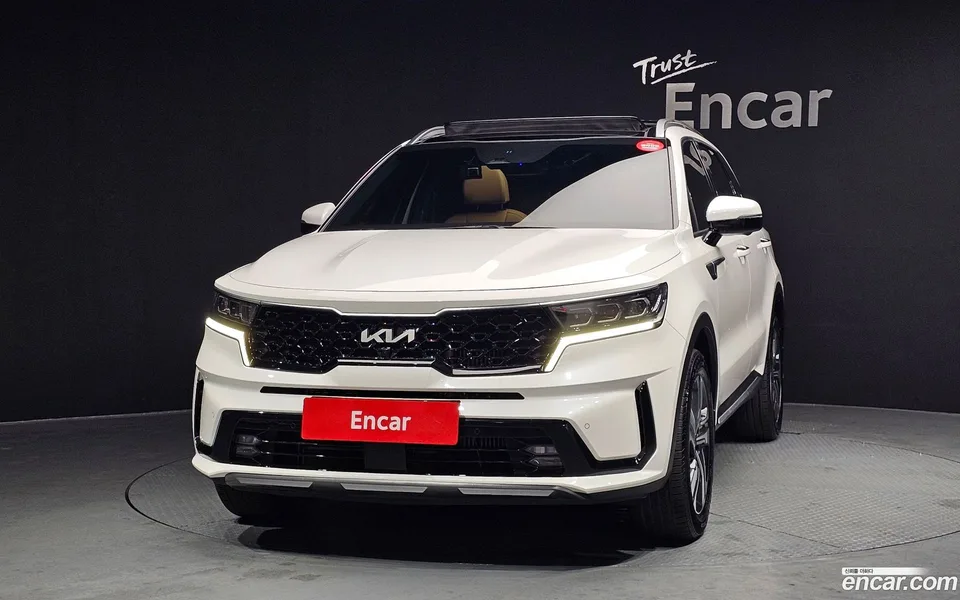 Kia Sorento HEV 1.6 2WD 2023 — миниатюра 3