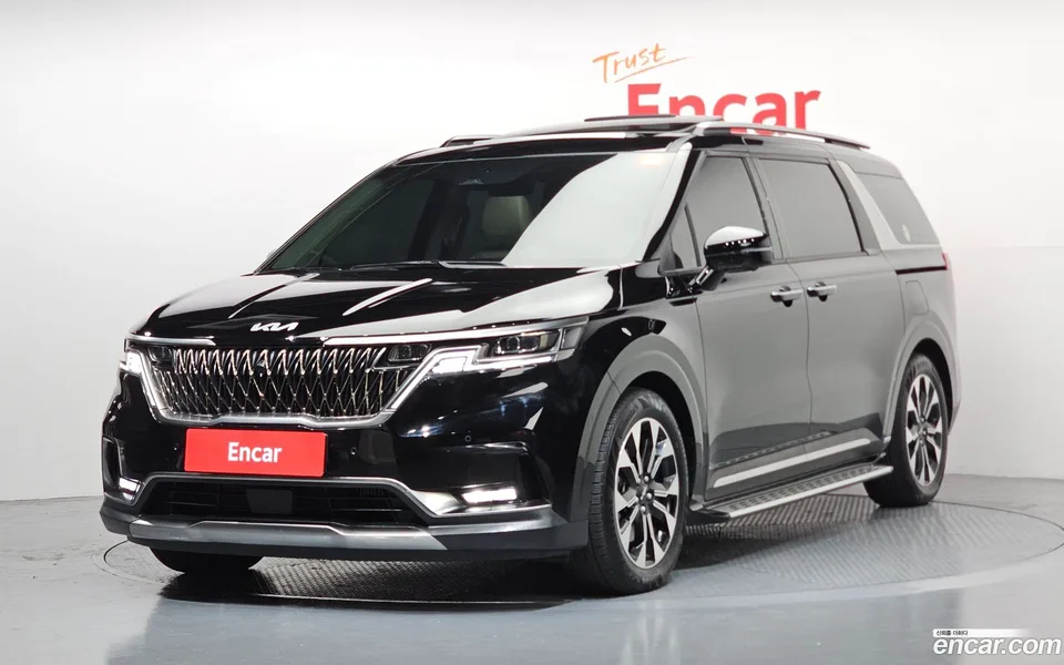 Kia Carnival 7 2022 — фото 1, купить с доставкой в Москву
