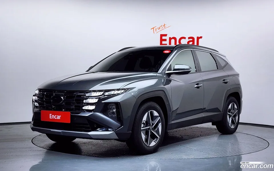 Hyundai Tucson Hybrid NX4 HEV 1.6 2WD 2025 — фото 1, купить с доставкой в Москву