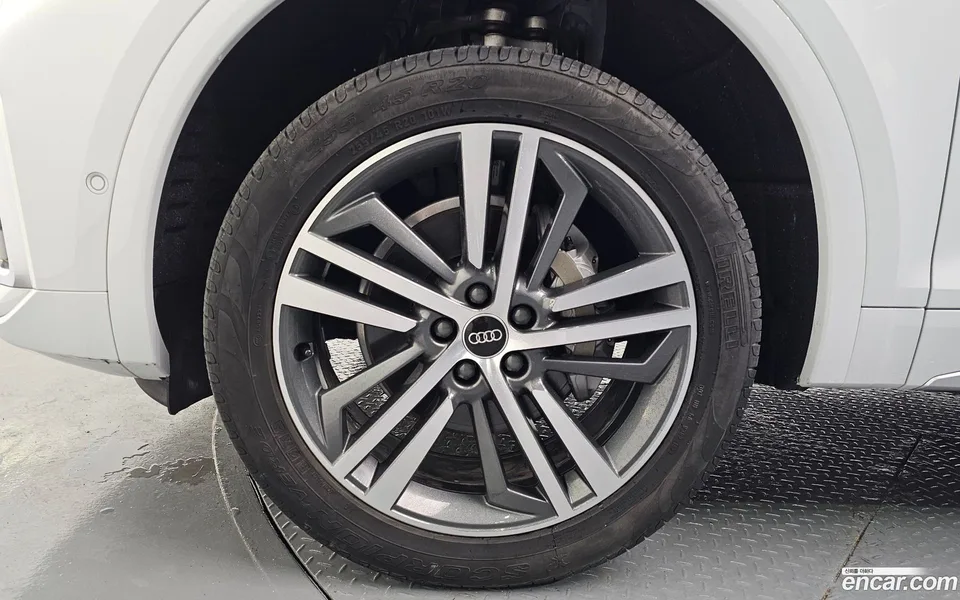 Audi Q5 45 TFSI 2023 — миниатюра 5