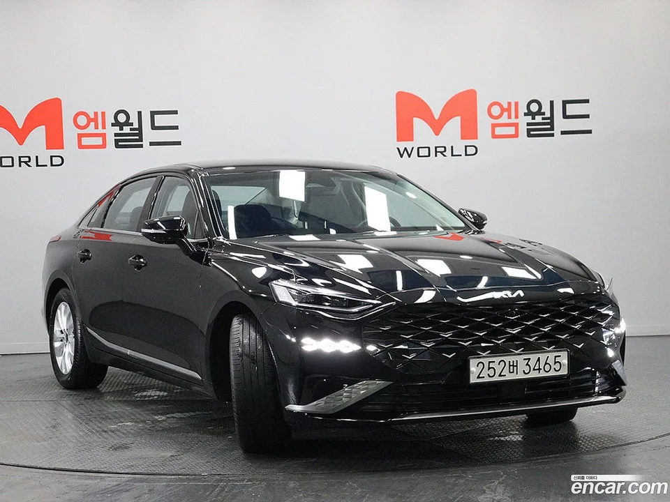 Kia K8 2.5 2WD 2023 — фото 1, купить с доставкой в Москву
