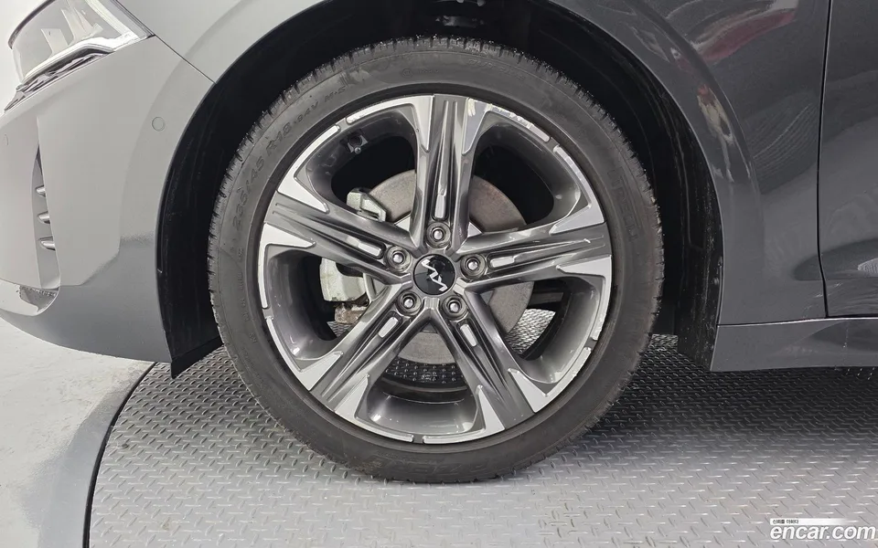 Kia K5 Hybrid 2023 — миниатюра 5