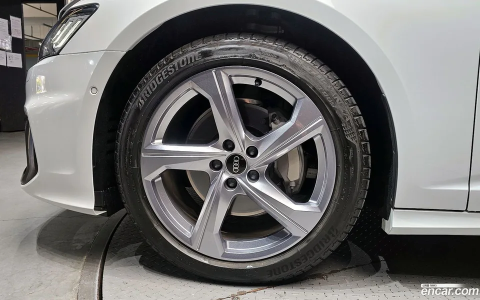 Audi A6 45 TFSI 2025 — миниатюра 2
