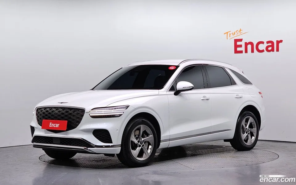 Genesis GV70 2.5T 2WD 2024 — фото 1, купить с доставкой в Москву