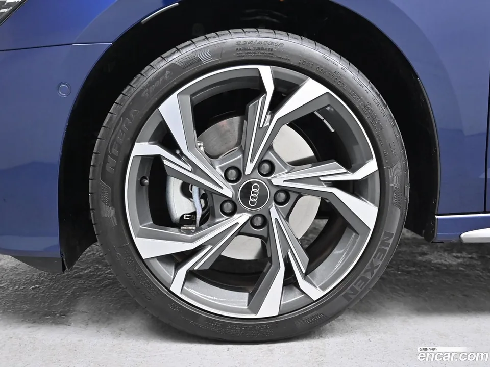 Audi A3 (8Y) 40 TFSI 2025 — миниатюра 2