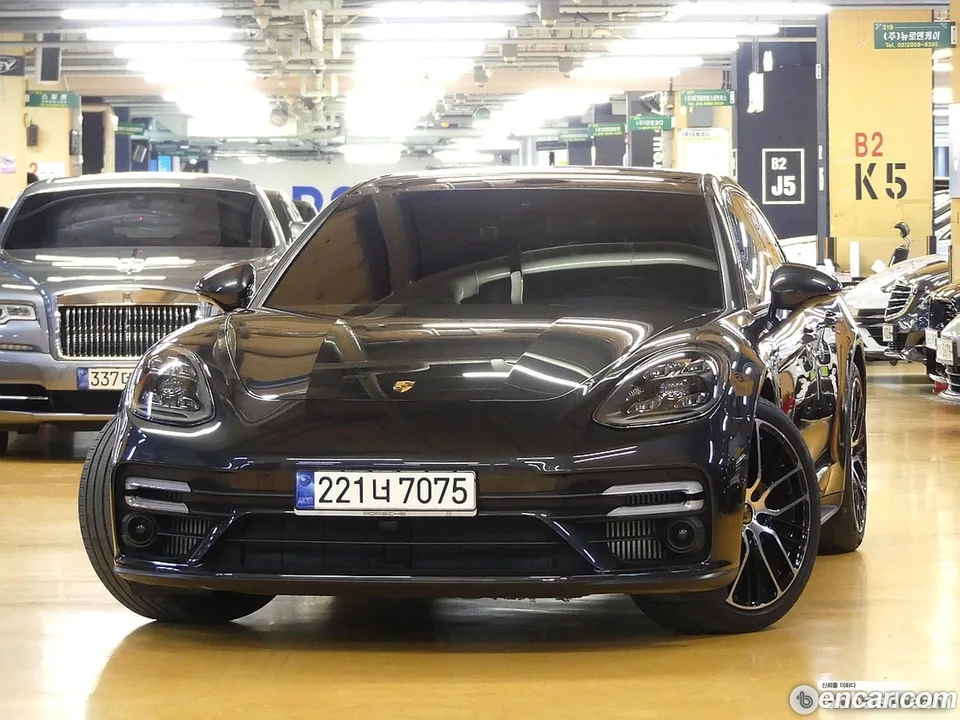 Porsche Panamera (971) 4.0 GTS 2023 — миниатюра 3