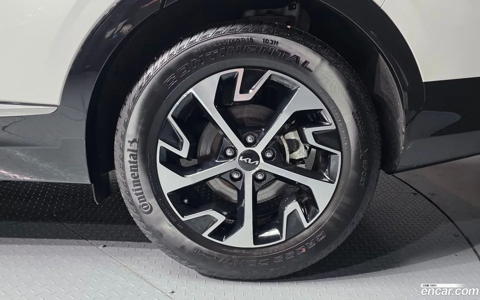 Kia Sportage Hybrid 2WD 2024 — миниатюра 5