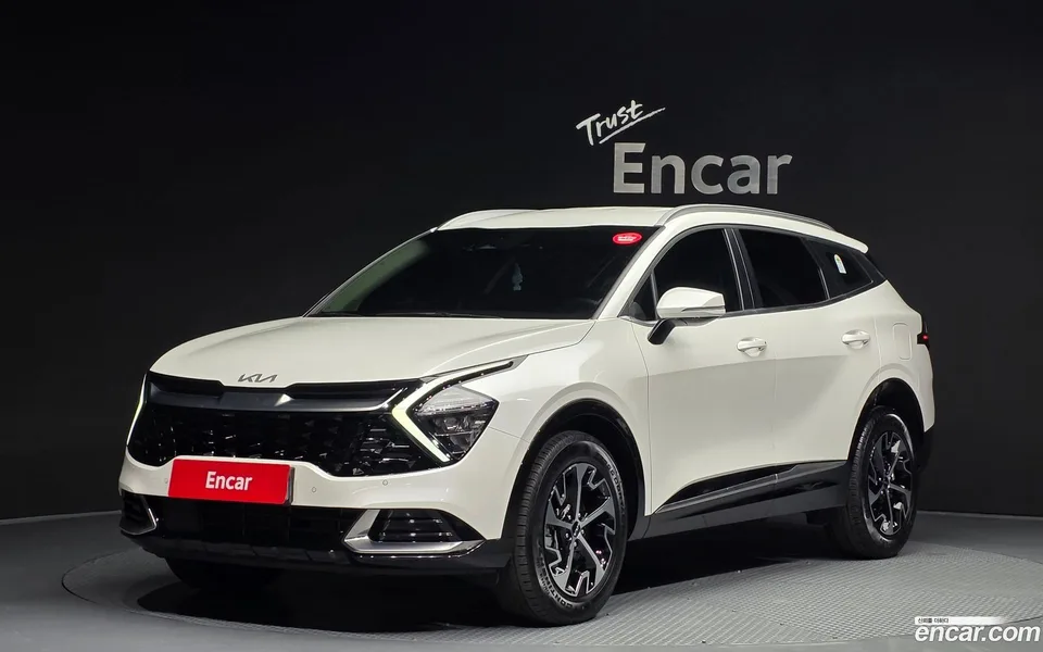 Kia Sportage Hybrid 2WD 2024 — фото 1, купить с доставкой в Москву