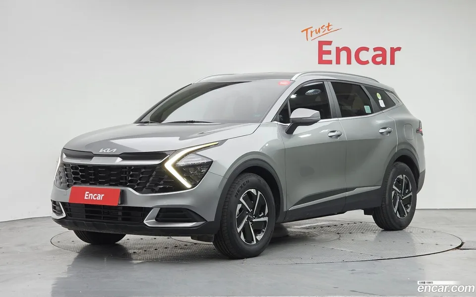 Kia Sportage Hybrid 4WD 2024 — фото 1, купить с доставкой в Москву